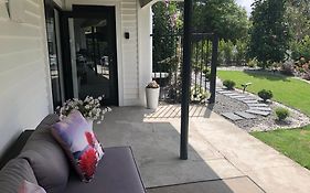 Vista - Touch Of Country And Hot Spa